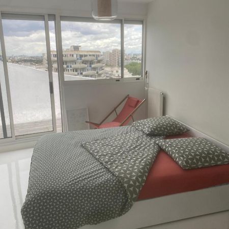 14Eme Et Der Etage "Arty" Avec 2 Chambres Et Vue Panoramique ! Créteil Kültér fotó