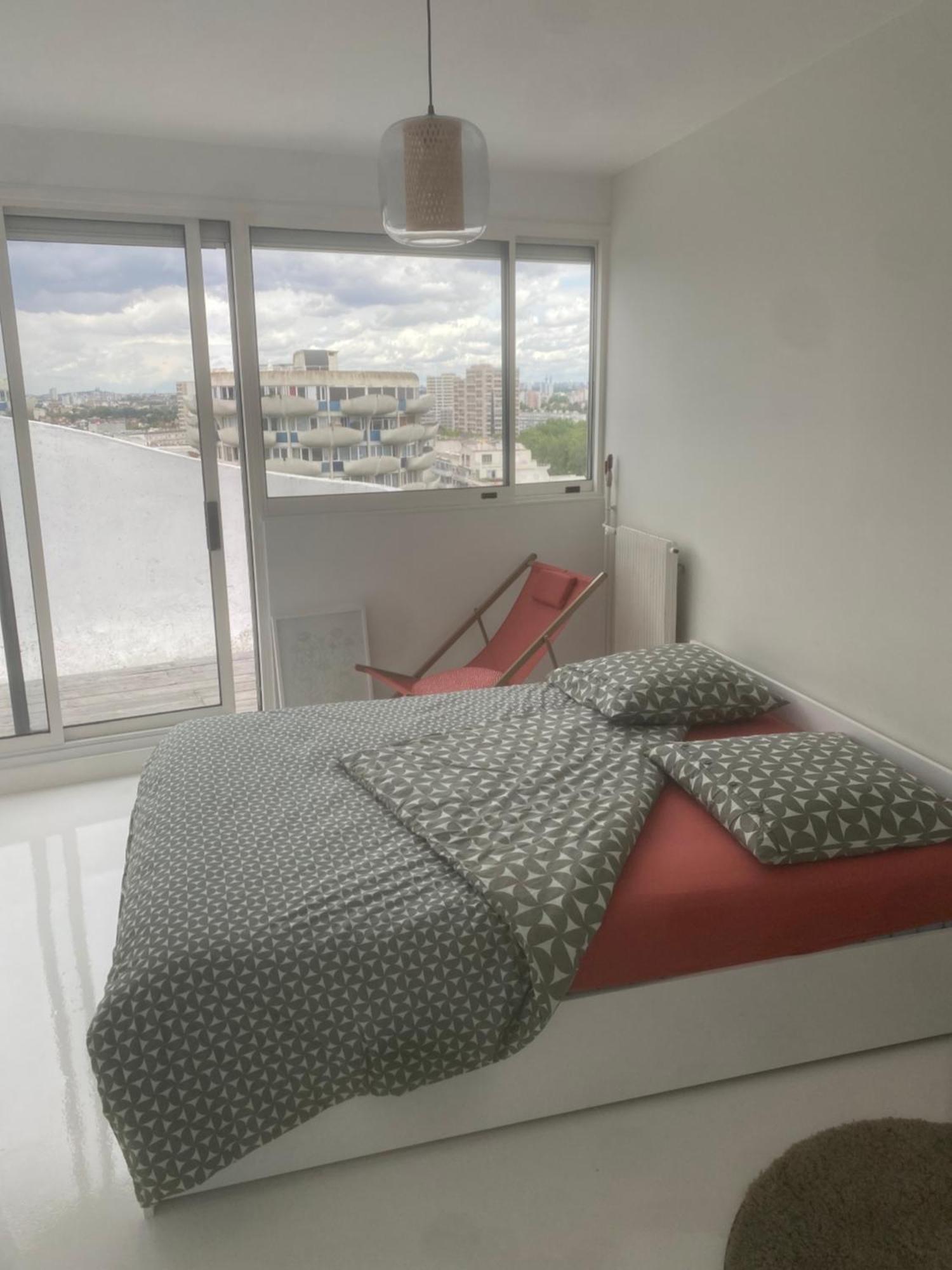 14Eme Et Der Etage "Arty" Avec 2 Chambres Et Vue Panoramique ! Créteil Kültér fotó